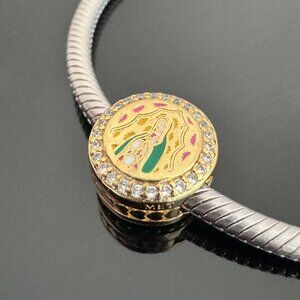 Pandora  Exclusive Charm